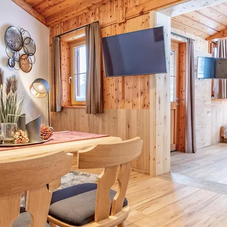 Deluxe Zirberl 1 Lejlighed *