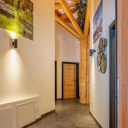 Apartment Deluxe Zirberl 1 Weisspriach